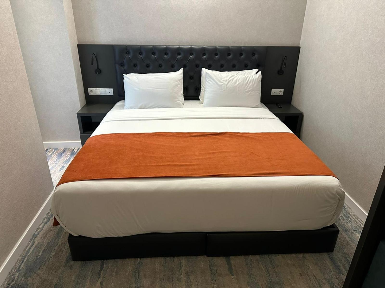 M 1 T Hotel Τυφλίδα Εξωτερικό φωτογραφία