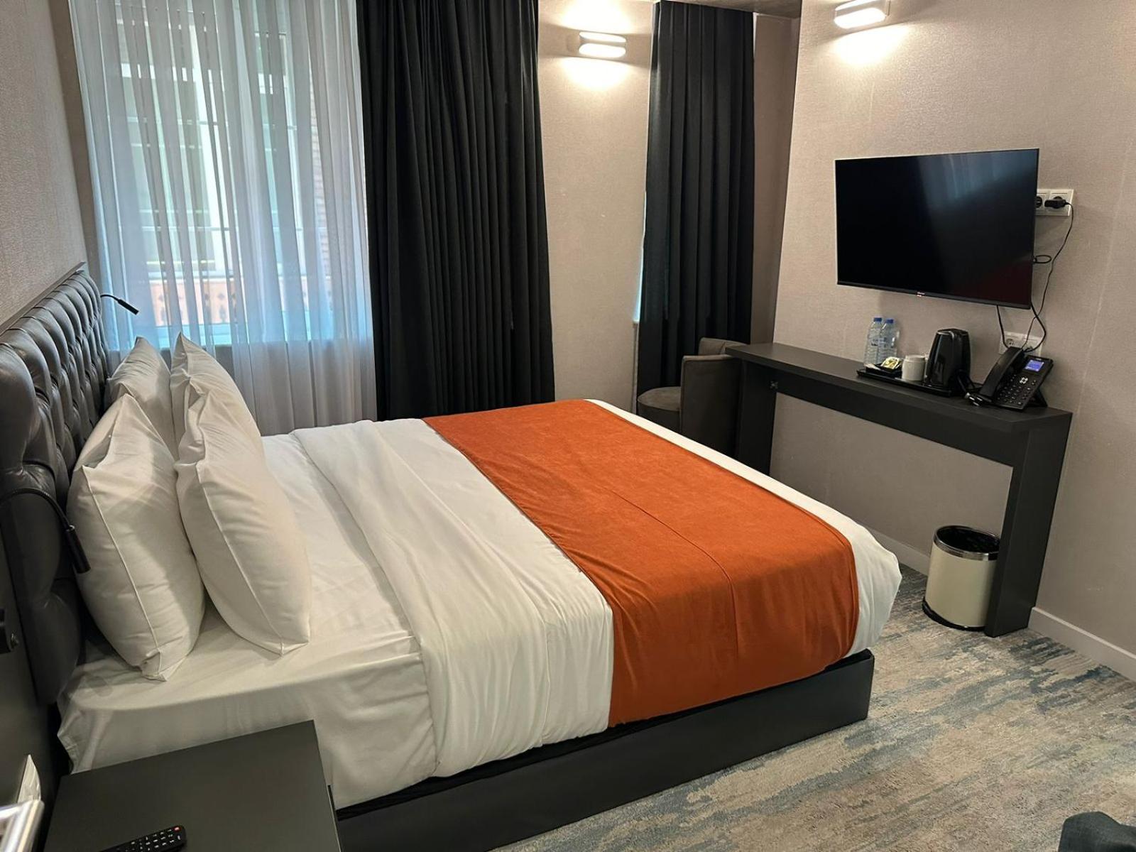 M 1 T Hotel Τυφλίδα Εξωτερικό φωτογραφία