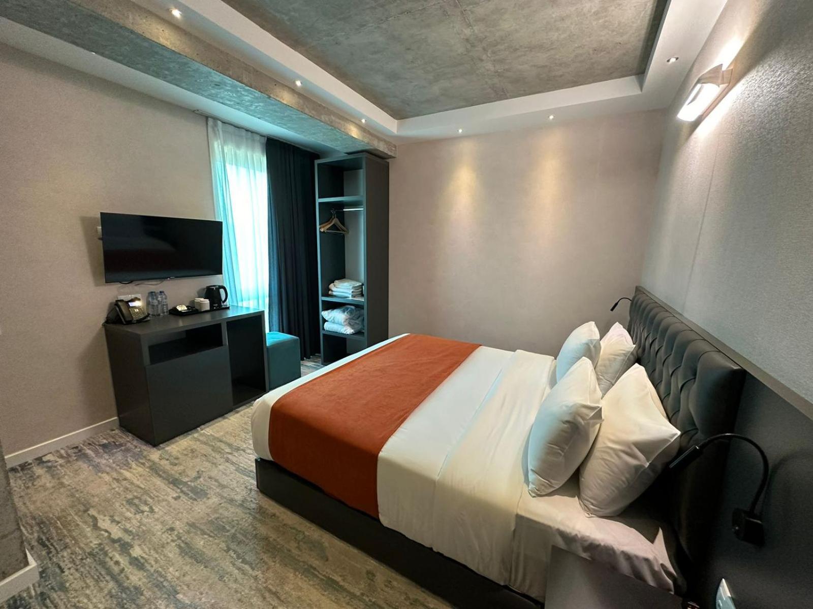 M 1 T Hotel Τυφλίδα Εξωτερικό φωτογραφία