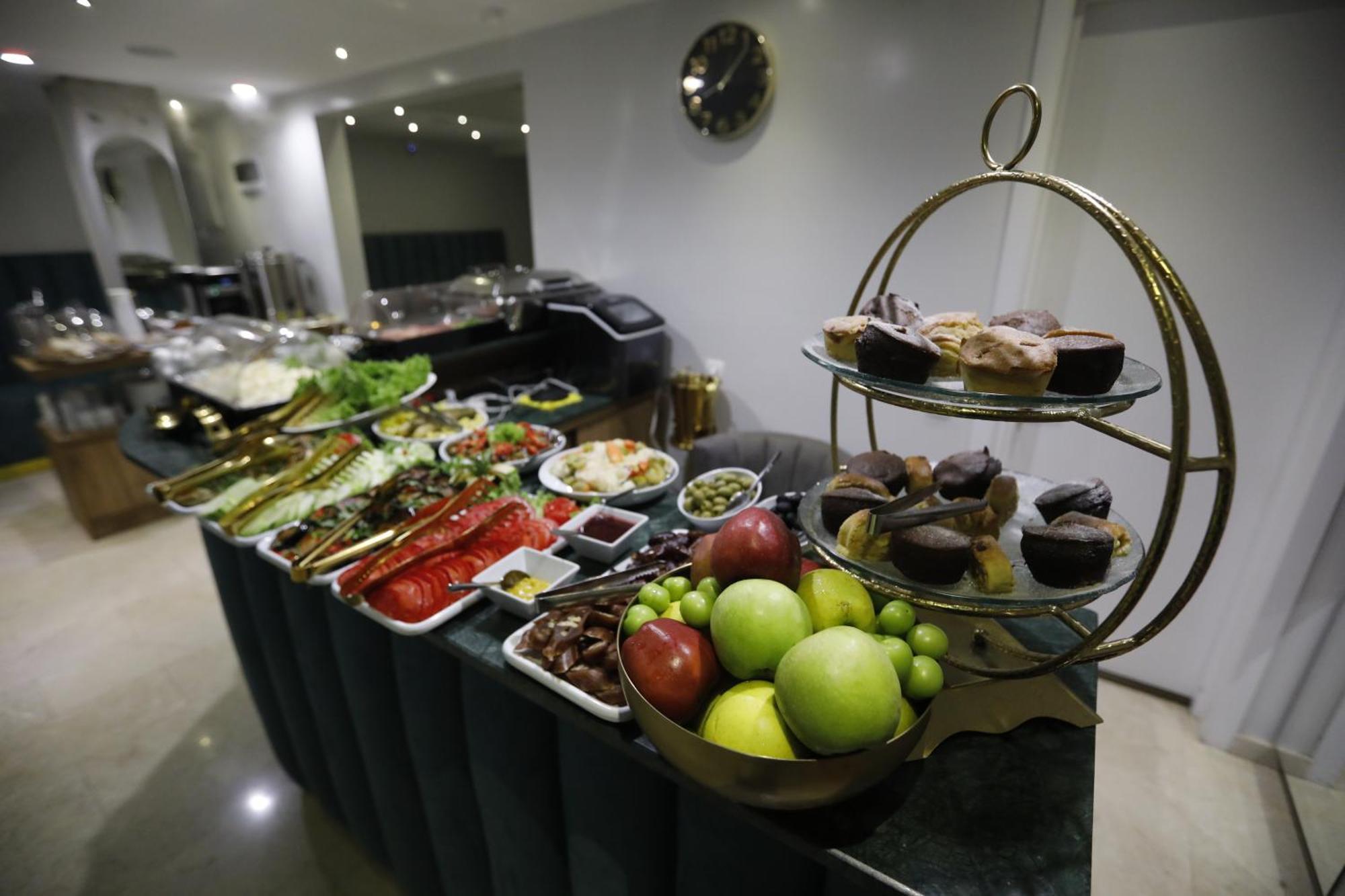 M 1 T Hotel Τυφλίδα Εξωτερικό φωτογραφία