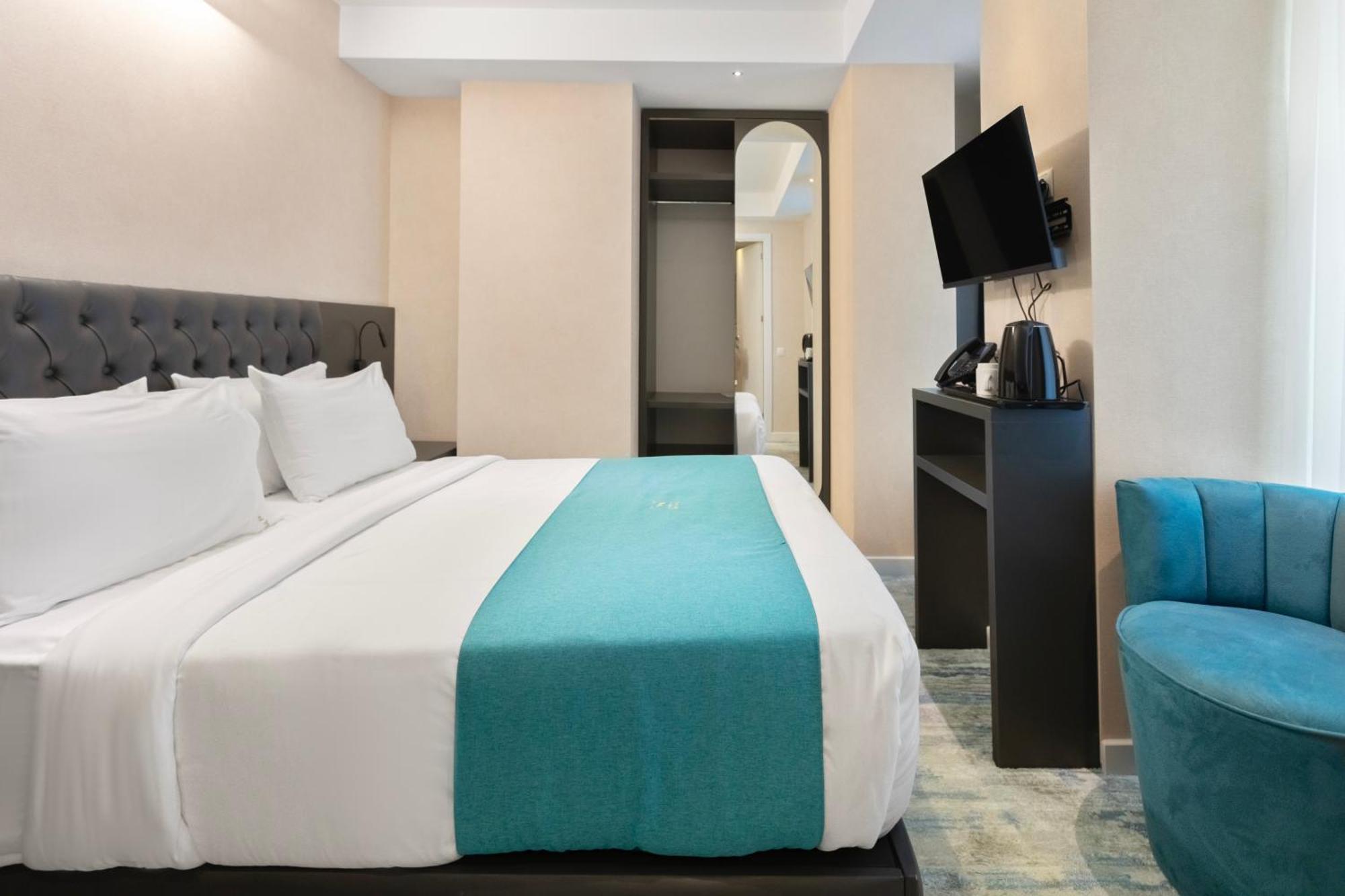 M 1 T Hotel Τυφλίδα Εξωτερικό φωτογραφία